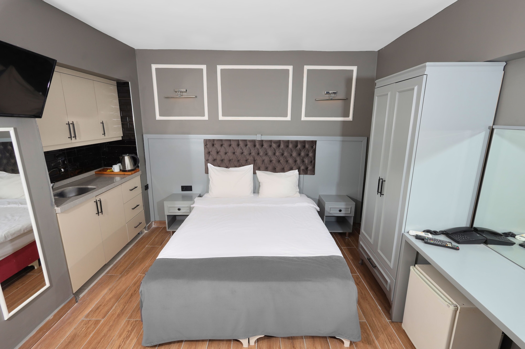 ECONOMY, DOUBLE BED