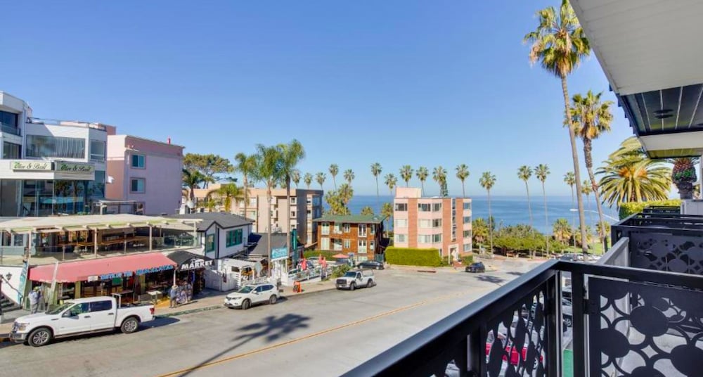 La Jolla Inn 60/68