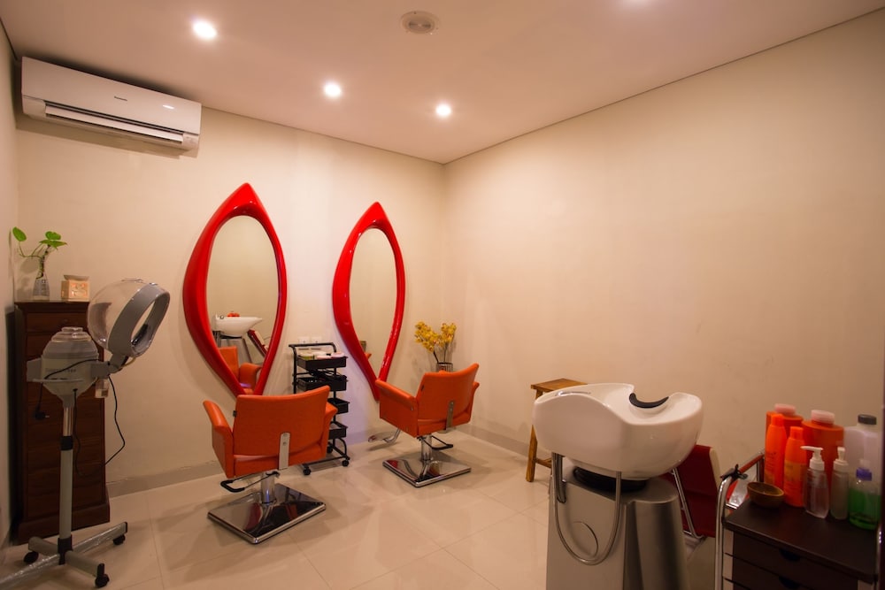 Sun Hotel And Spa 53/59