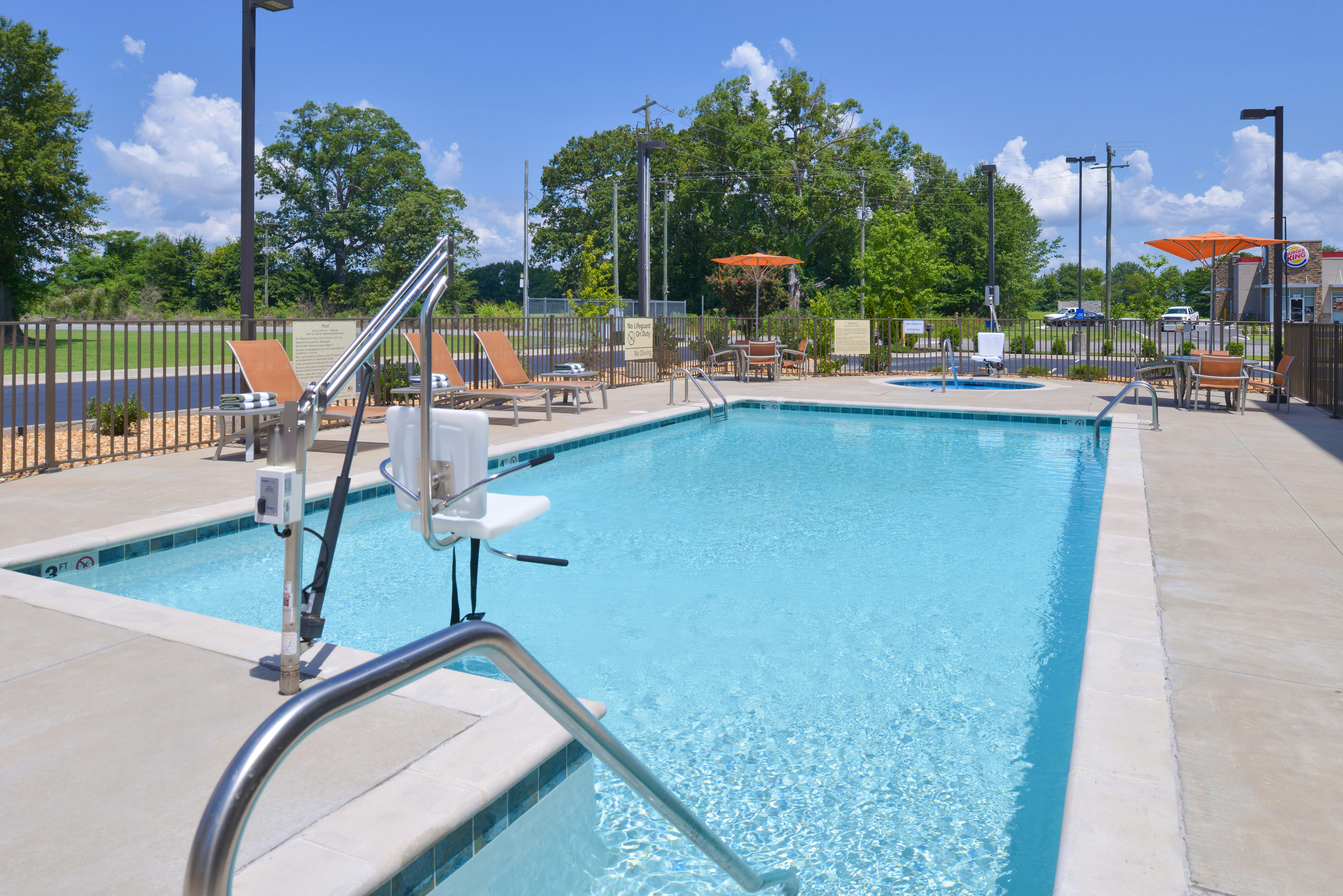 Hampton Inn & Suites by Hilton Lonoke 17/36