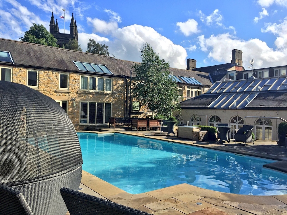 Feversham Arms Hotel Verbena Spa 73/75