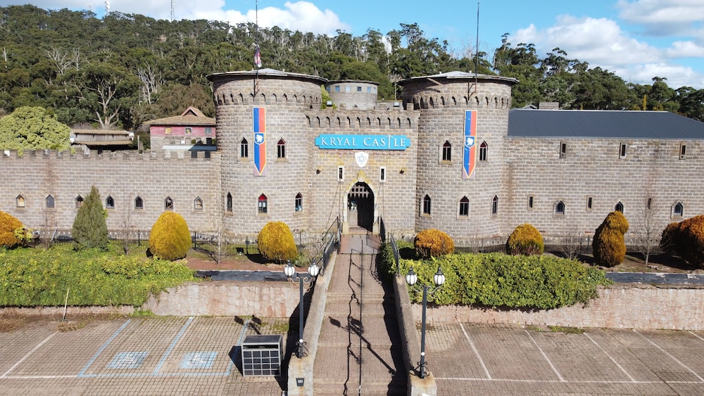 KRYAL CASTLE 52/69