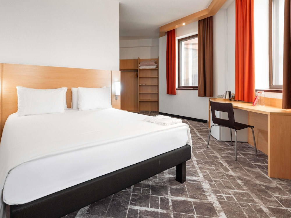 غرفة بريميوم بسريرين منفصلين، Ibis Astana Hotel 9/10