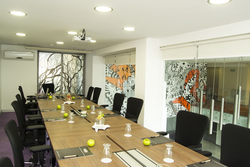 SHG Bogota 100 Design Hotel 63/66