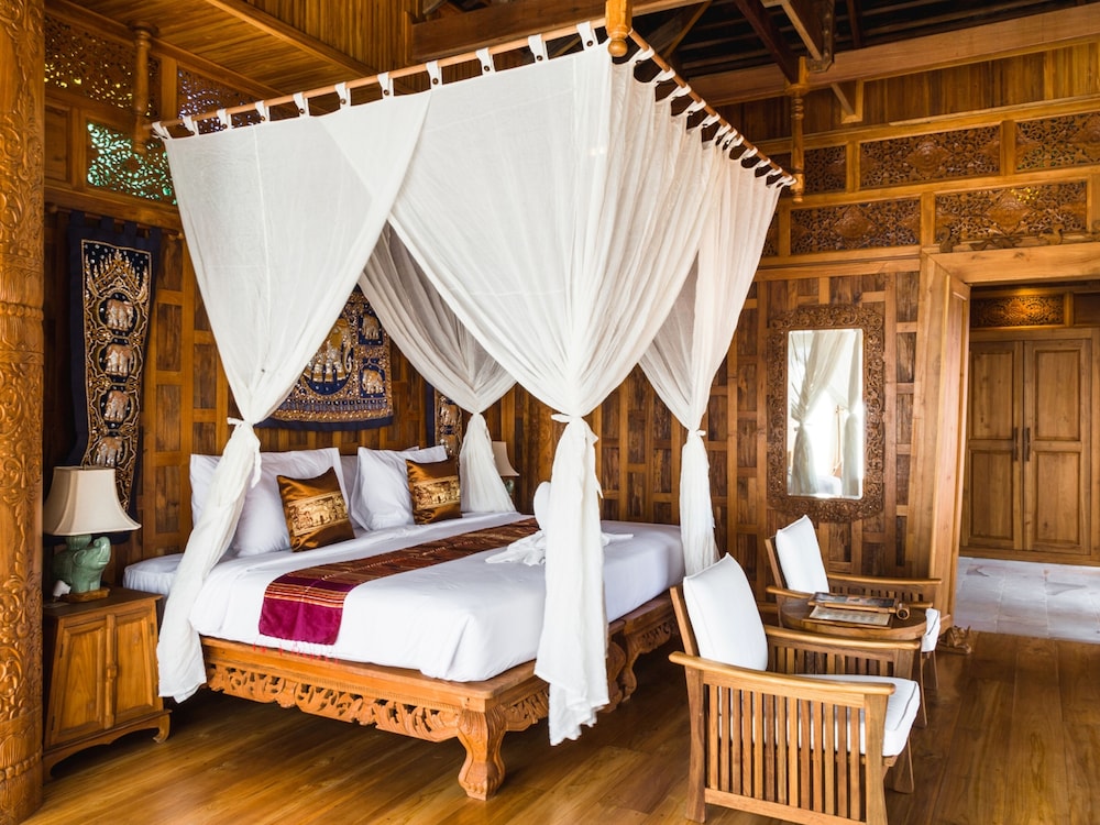 Deluxe Pool Villa