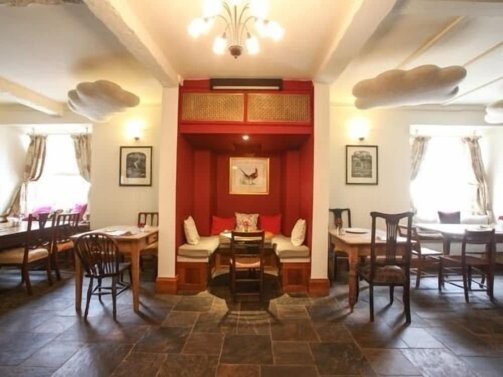 The Notley Arms Inn 33/41