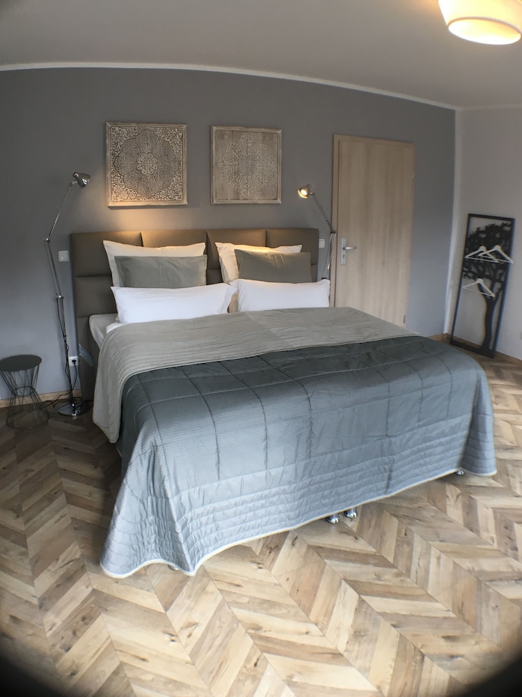 Tm Suites 2/36