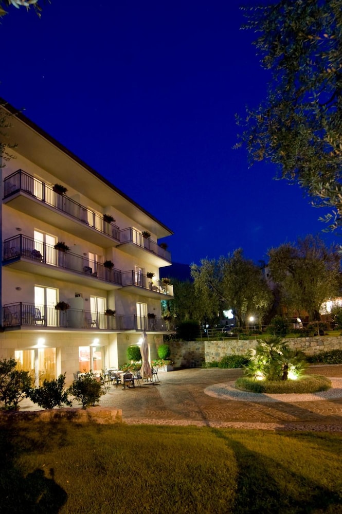 Hotel Garni Orchidea 2/50