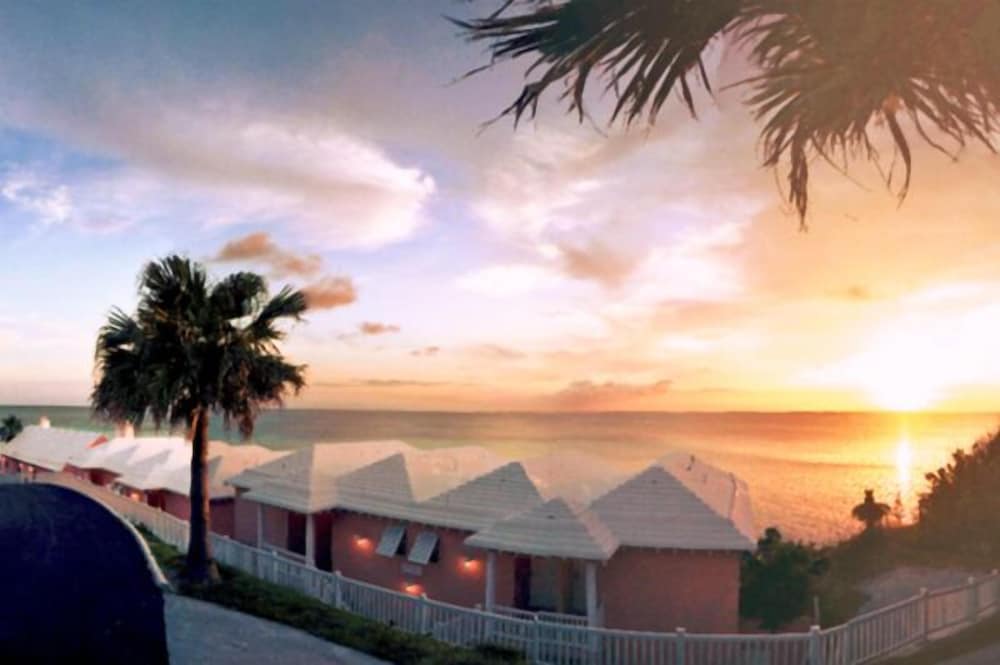 Pompano Beach Club 43/46