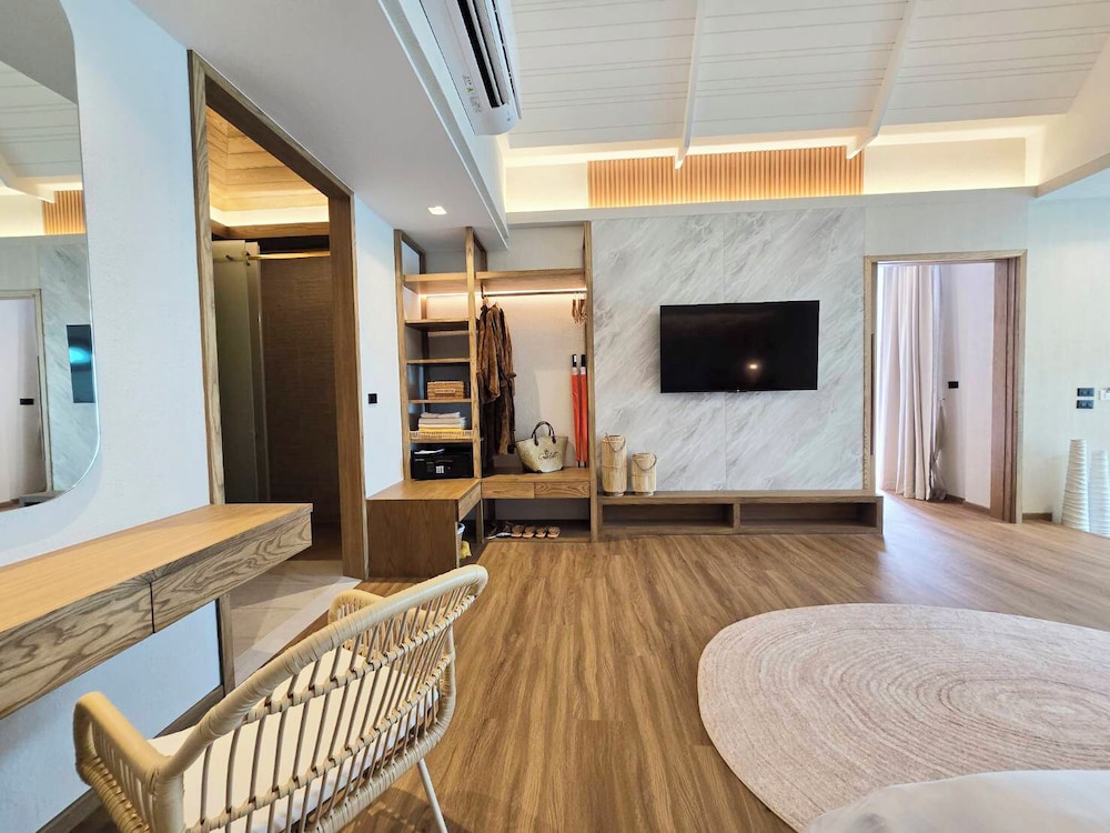 Cocohut Beach Resort 31/50