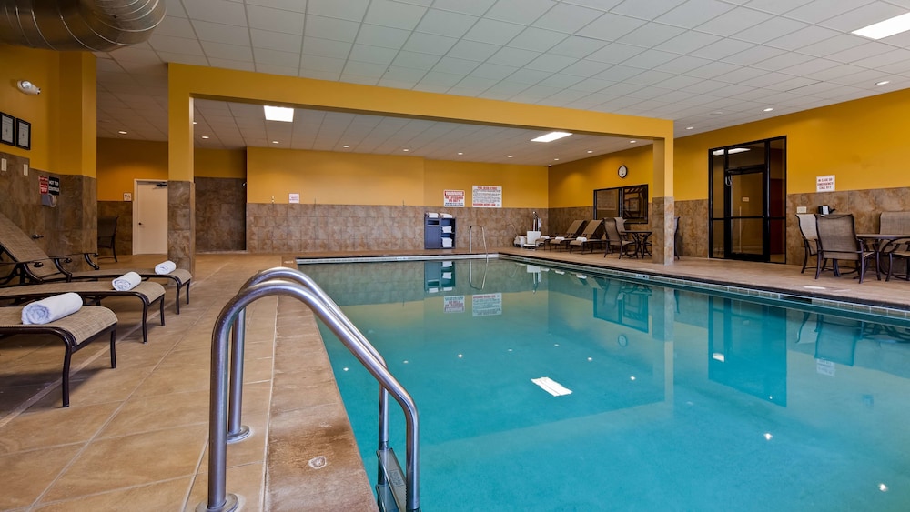 Best Western Plus Mid Nebraska Inn & Suites 22/41