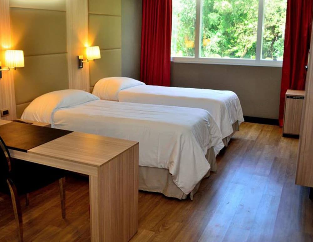 Savoy Hotel Encarnacion 30/69