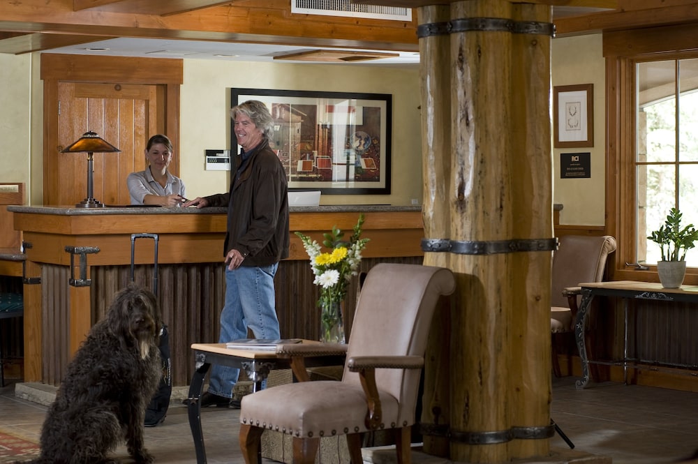 Inn at Lost Creek 55/59