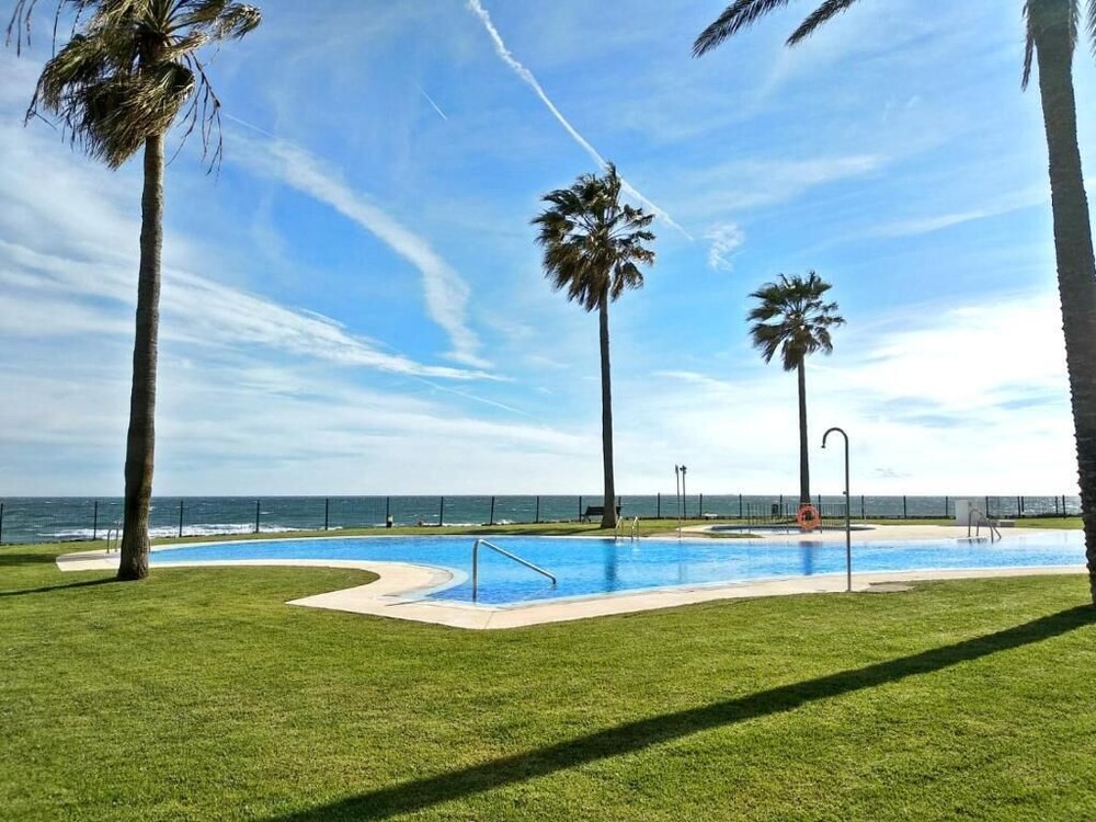 Sky Sea Holidays Calahonda 25/43