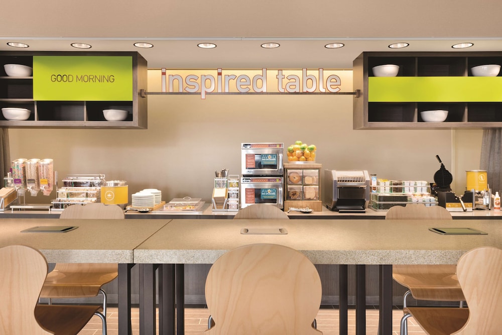 Home2 Suites by Hilton Phoenix Tempe, University Research Park 45/66