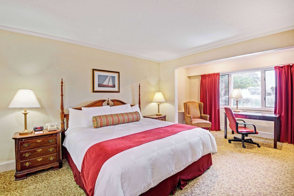 1 Bedroom, Suite, King Bed