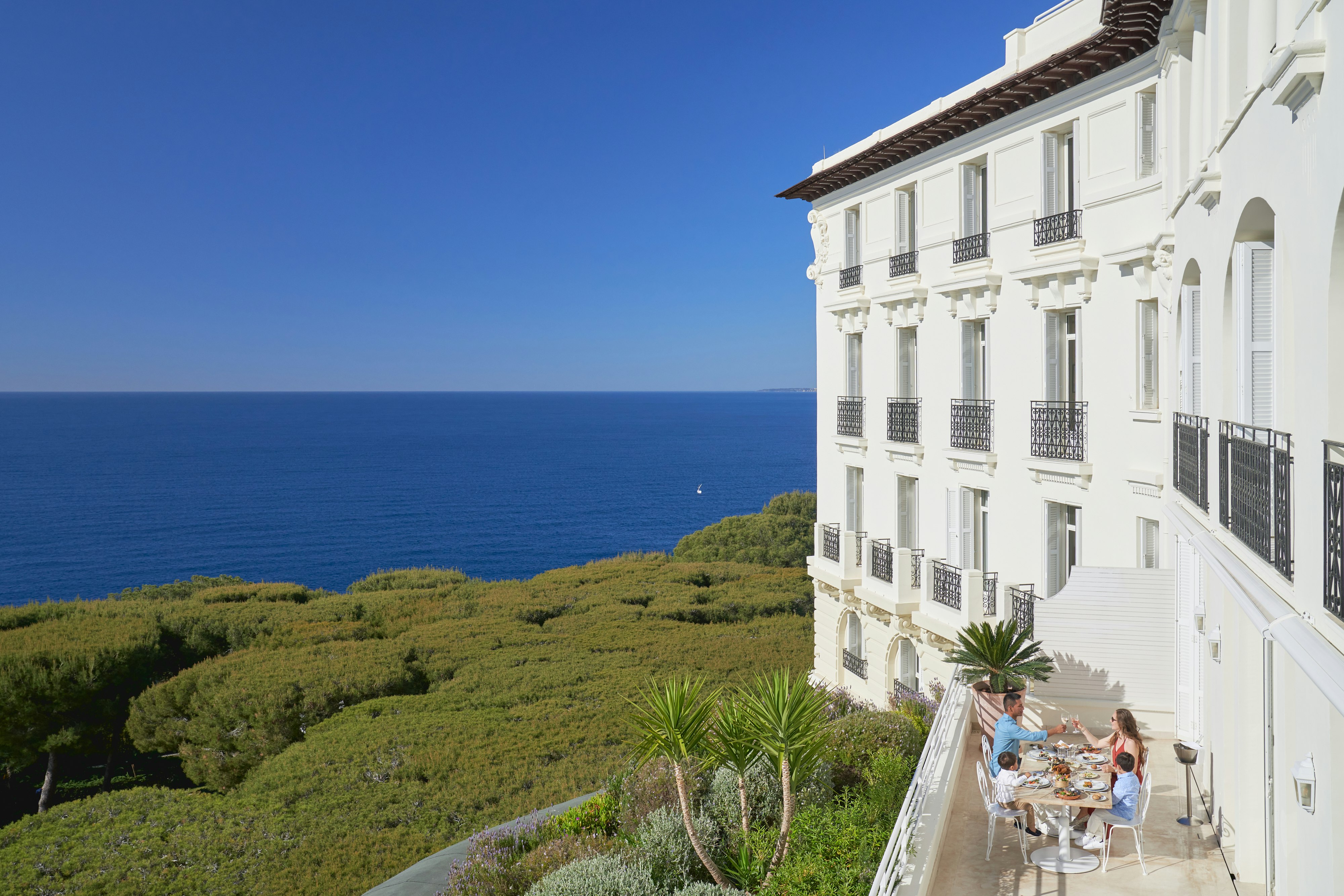 Grand Hotel du Cap-Ferrat, a Four Seasons Hotel 8/85