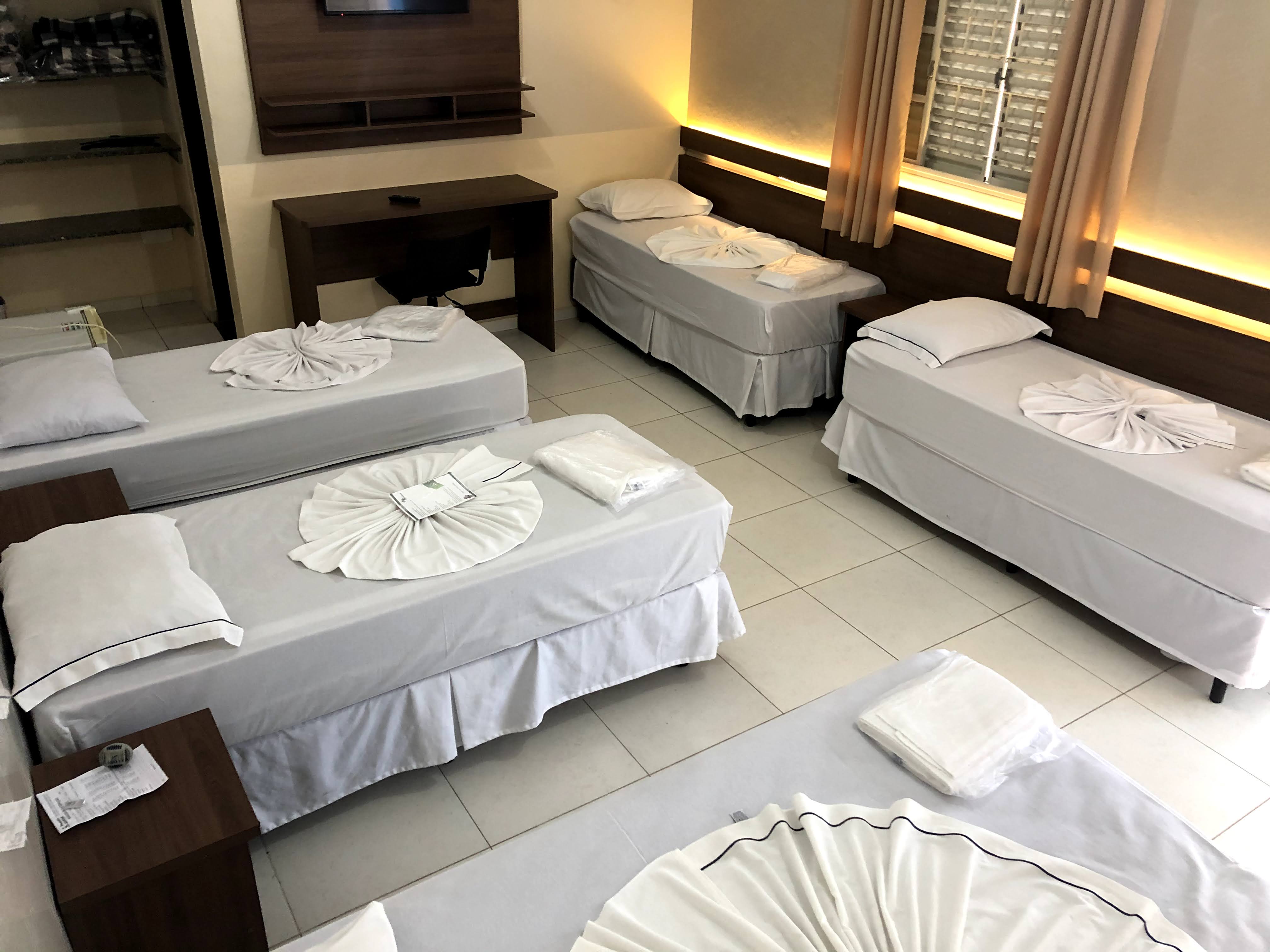 1 Double and 4 Single Beds