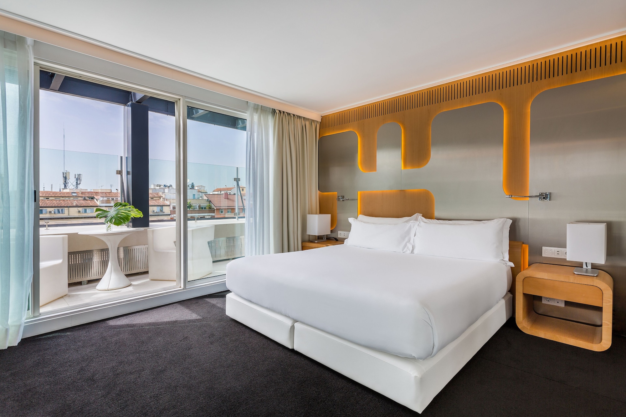 Suite, Bathtub
