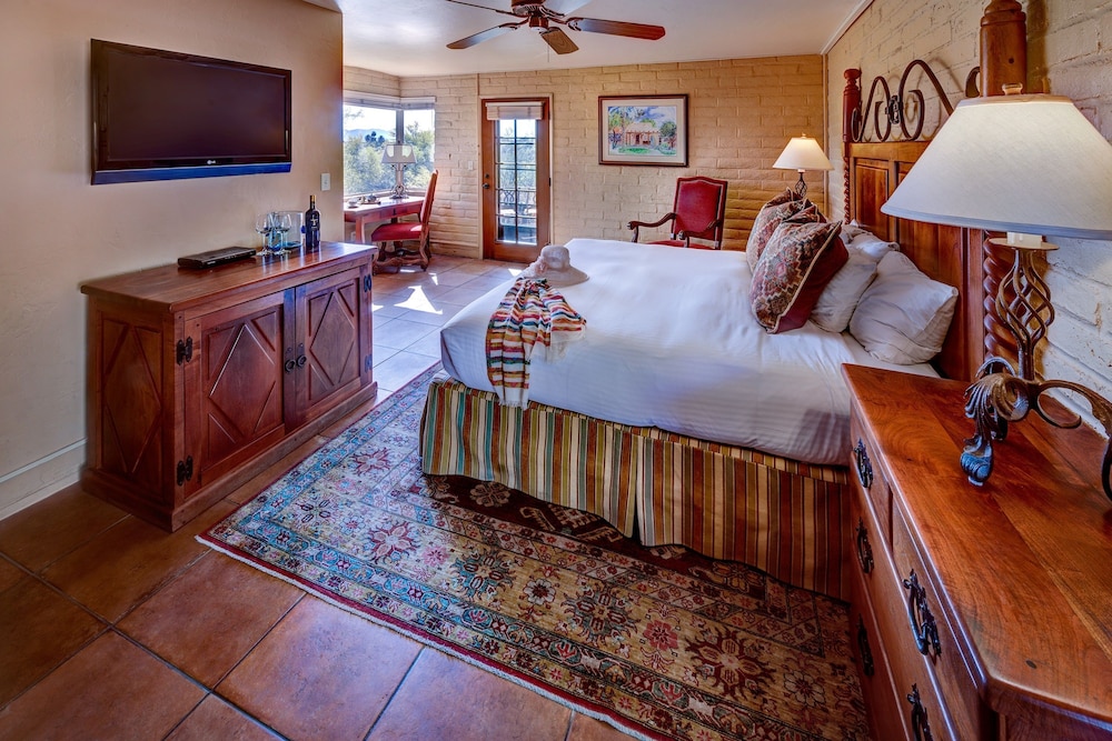 Hacienda Del Sol Ranch Resort 29/79