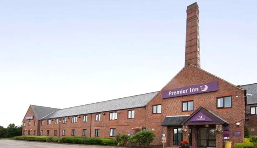 Premier Inn Leeds South (Birstall) in BRADFORD