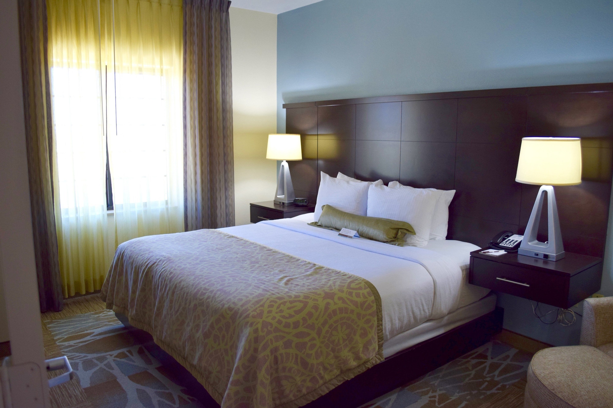 Studio, Suite, Kitchen, Accessible