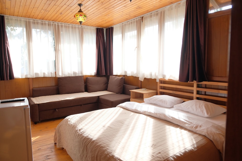 Iznik Askania Otel 14/50