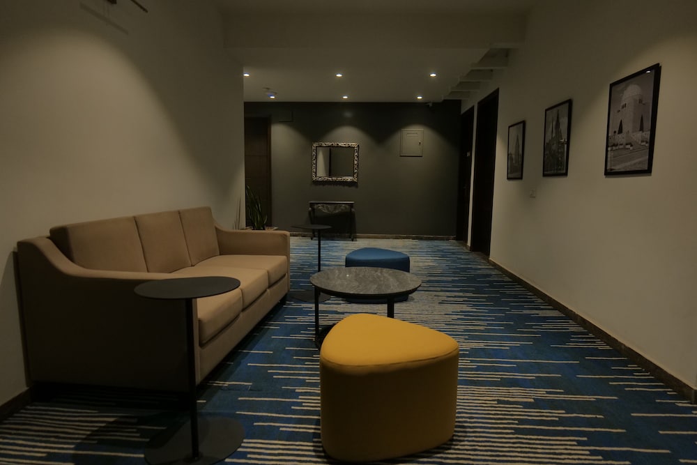 Xefan Hotel and Suites 44/59