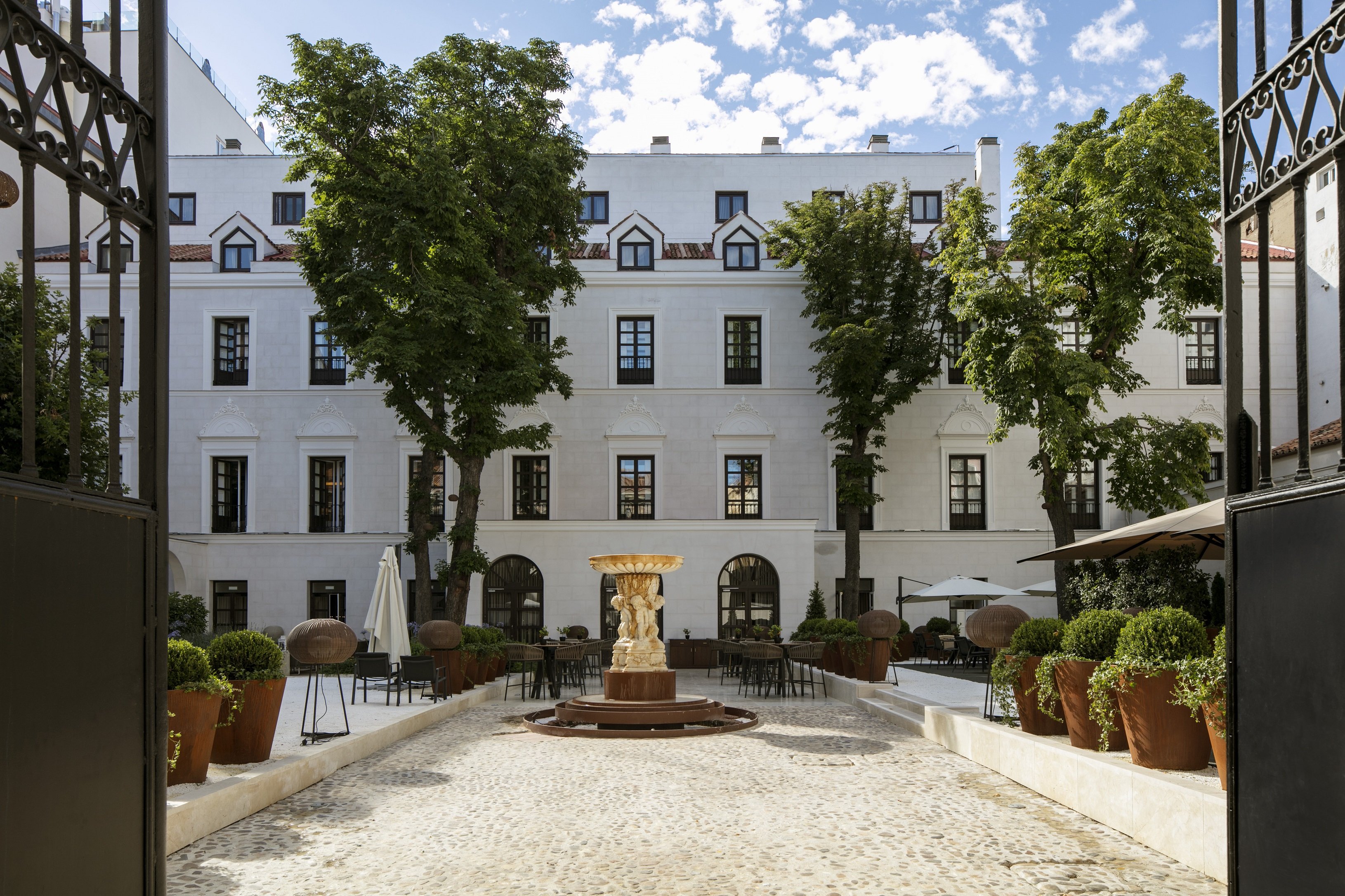 Palacio de Los Duques Gran Melia 76/79