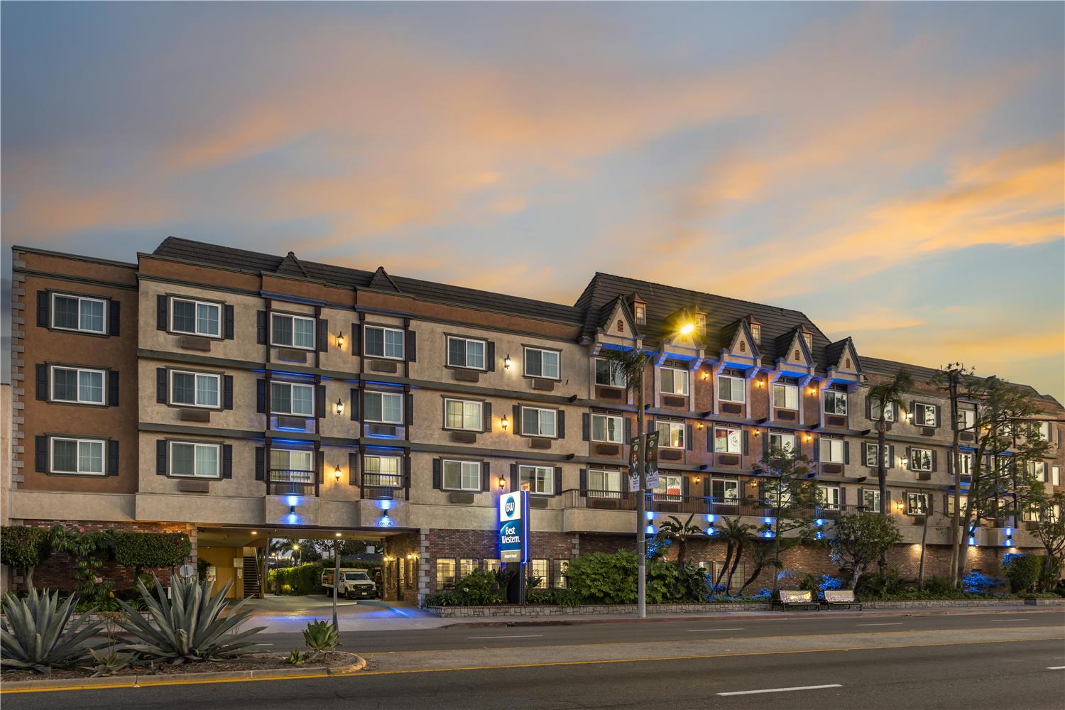 Best Western Airpark Hotel - Los Angeles LAX Airport 44/47