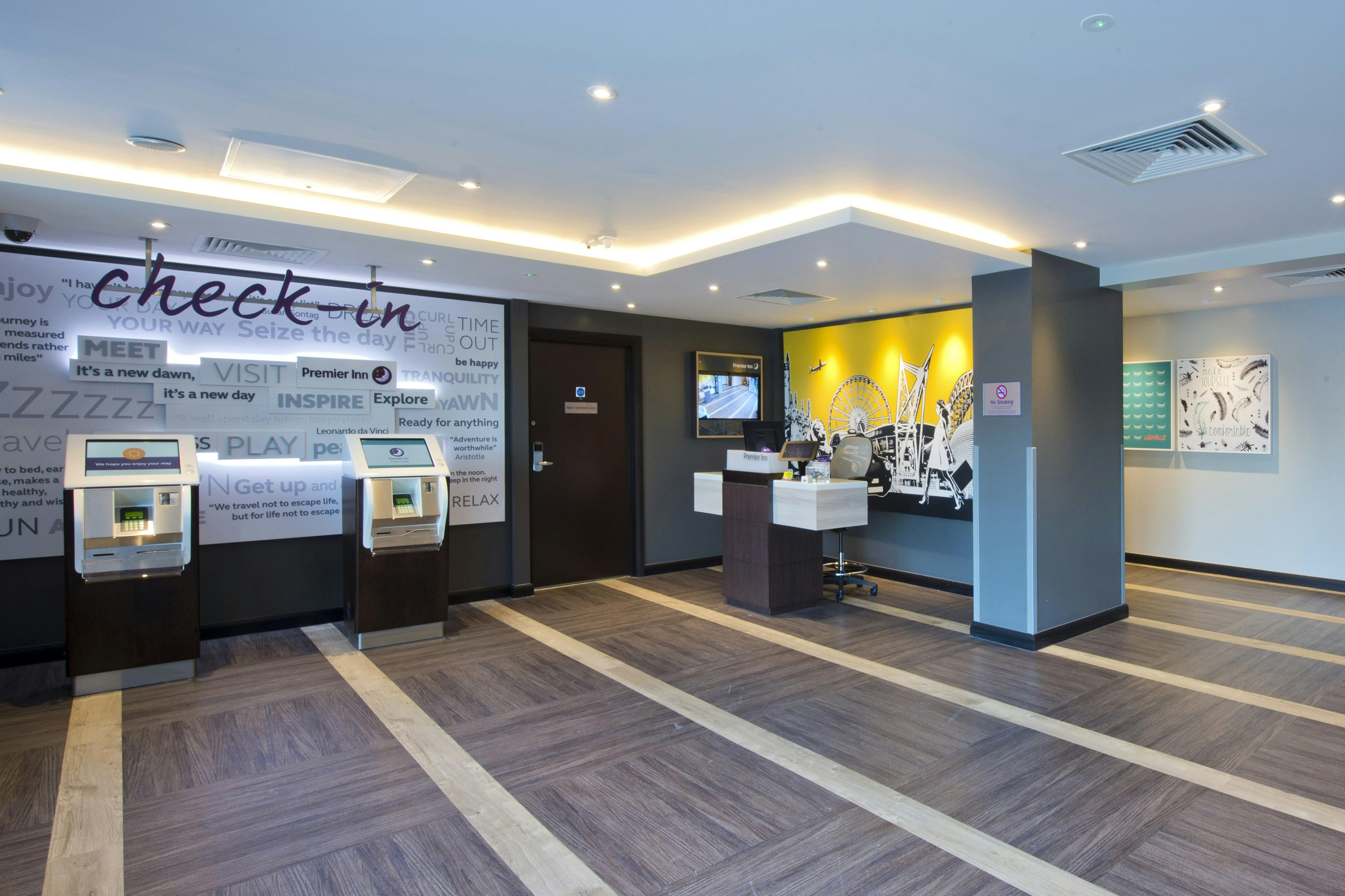 Premier Inn Gloucester (Quayside) 10/42
