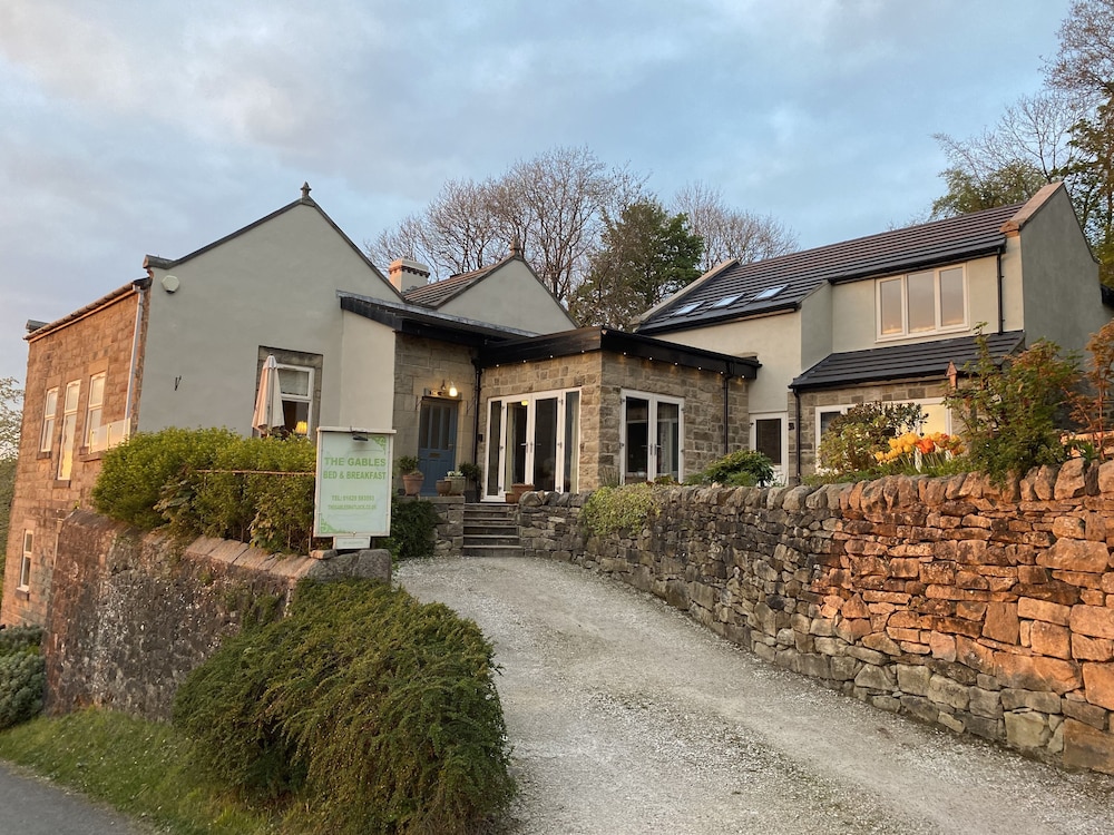The Gables Bed &amp; Breakfast 2/33