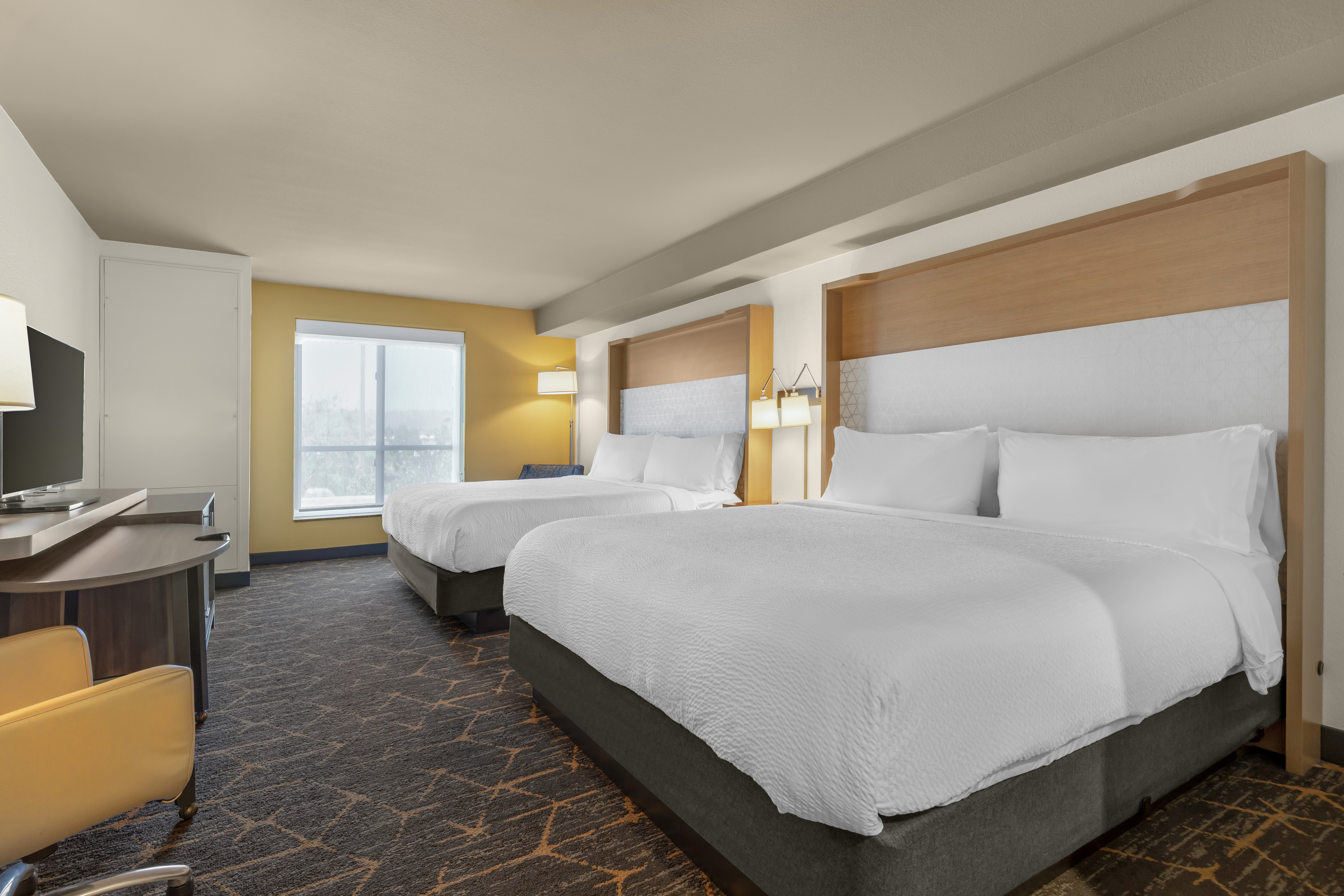 Holiday Inn Hotel Suites Oakland Airport 18/77