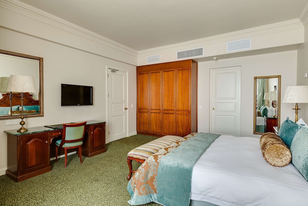 1 BEDROOM, SUITE, OCEAN VIEW