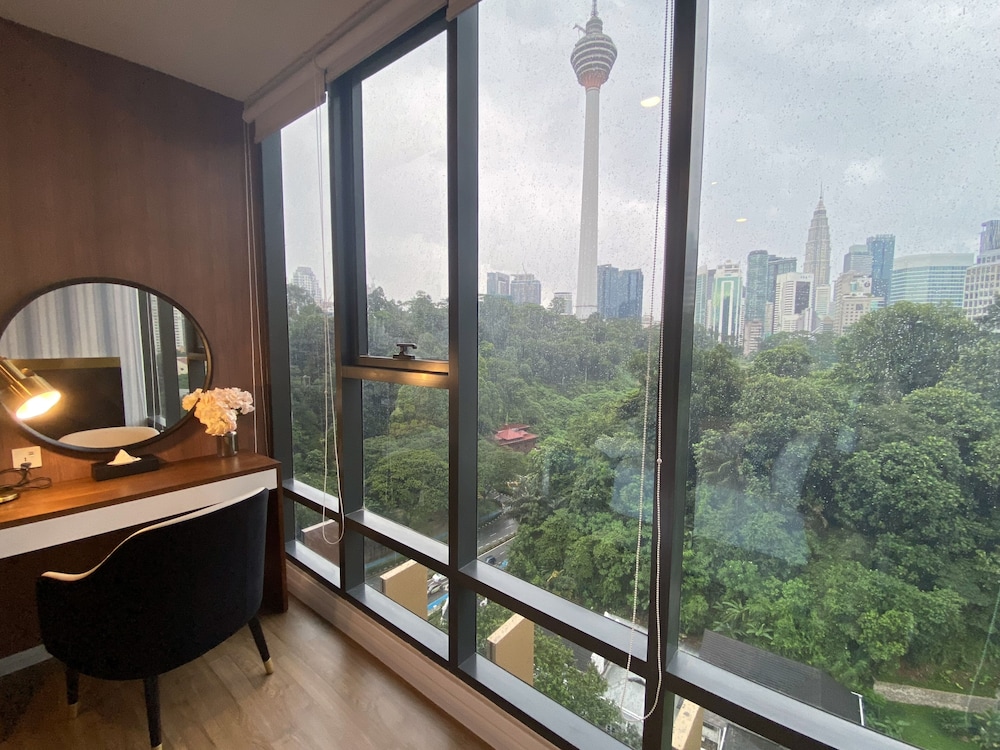 Ceylonz Suites by MyKey Global 56/56
