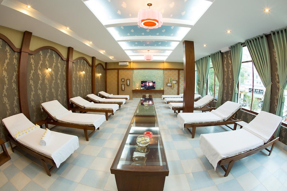 Palmira Resort 25/50