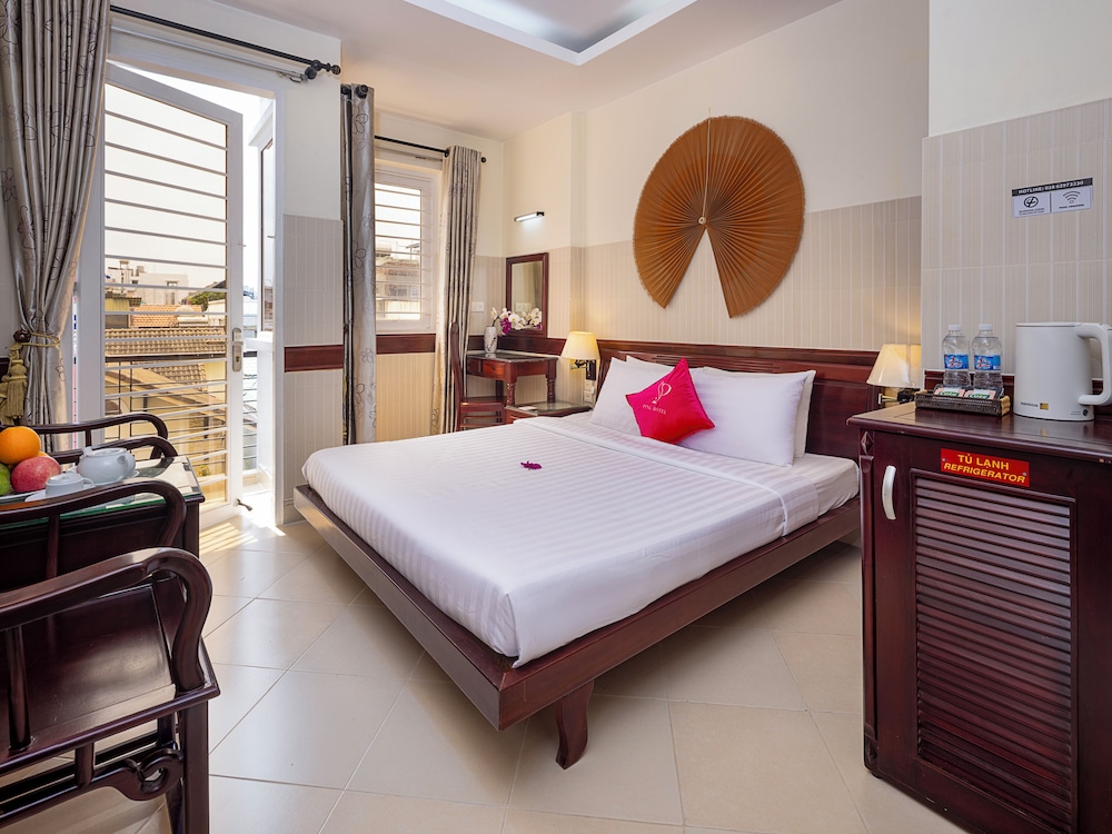 Hoang Thanh Thuy Hotel 1 21/77