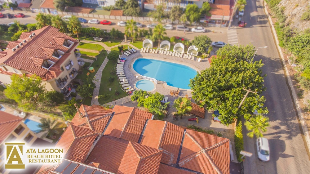 Ata Lagoon Beach Hotel 44/50