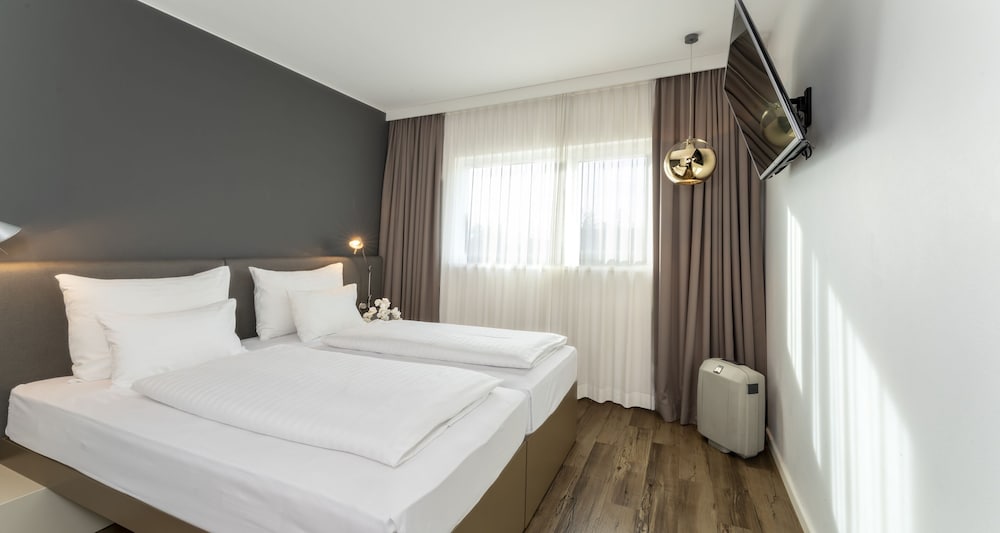 STANDARD, DOUBLE BED