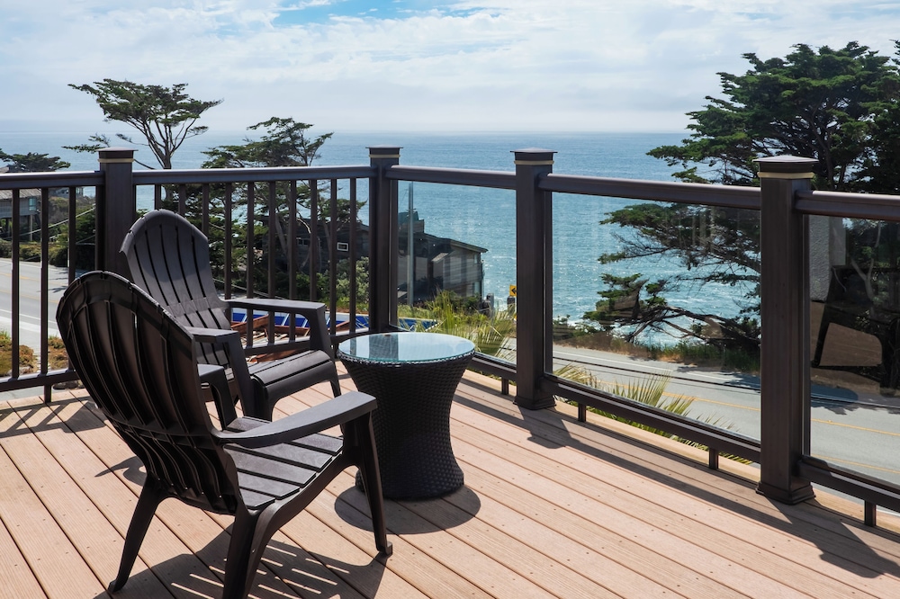 Ocean View Inn 60/62