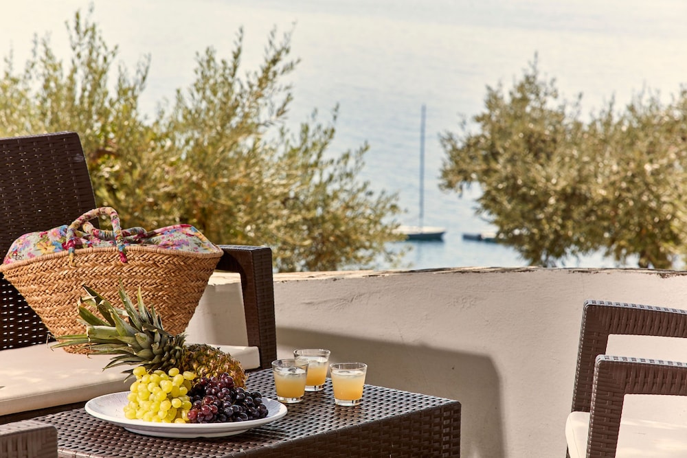 Leda Village Resort 37/50