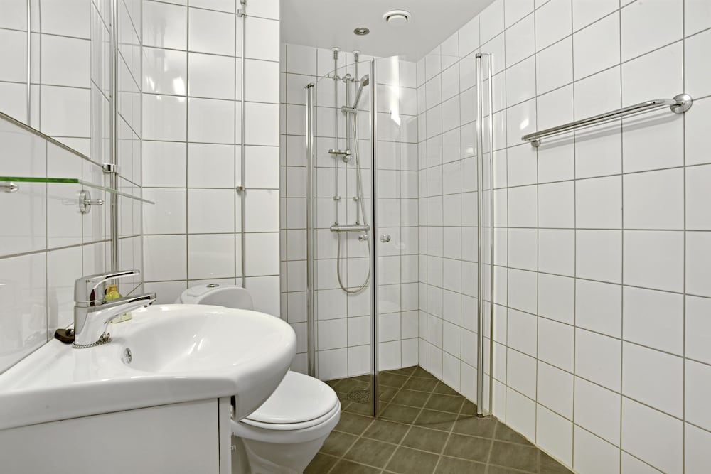 Frogner House - Nationaltheatret 43/45