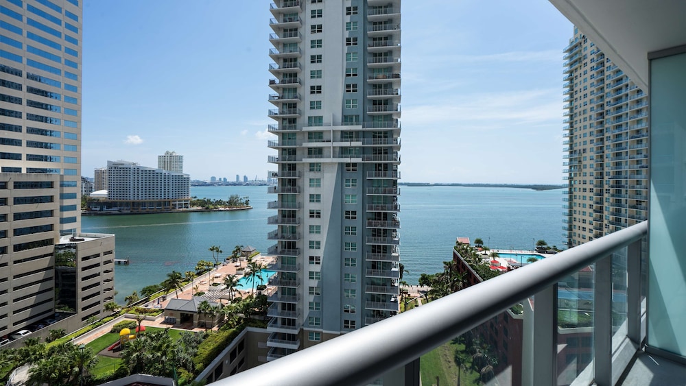 Hyatt Centric Brickell Miami 42/50