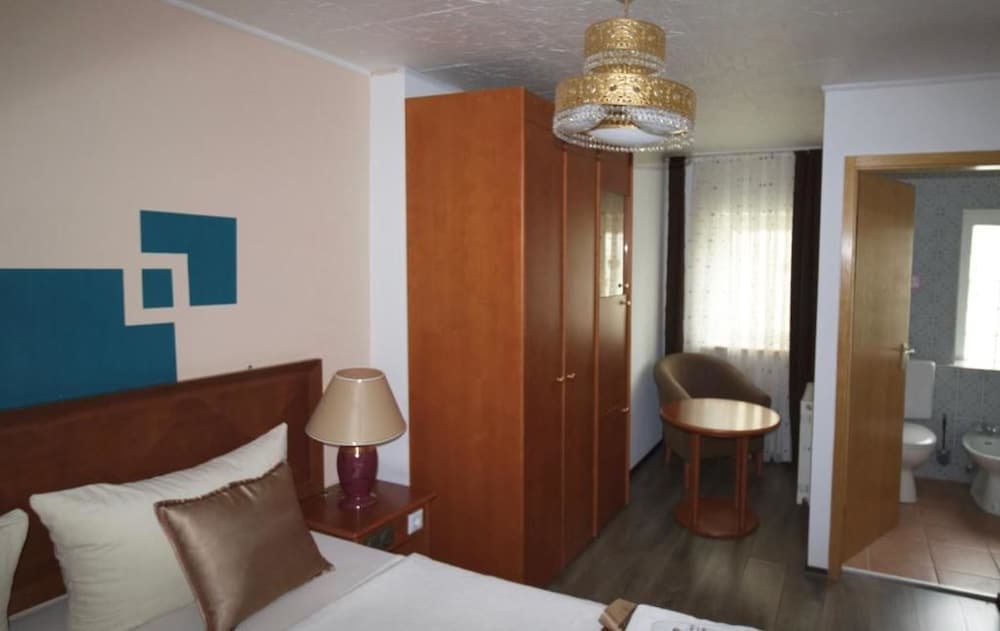 Hotel Goldene Traube 20/50