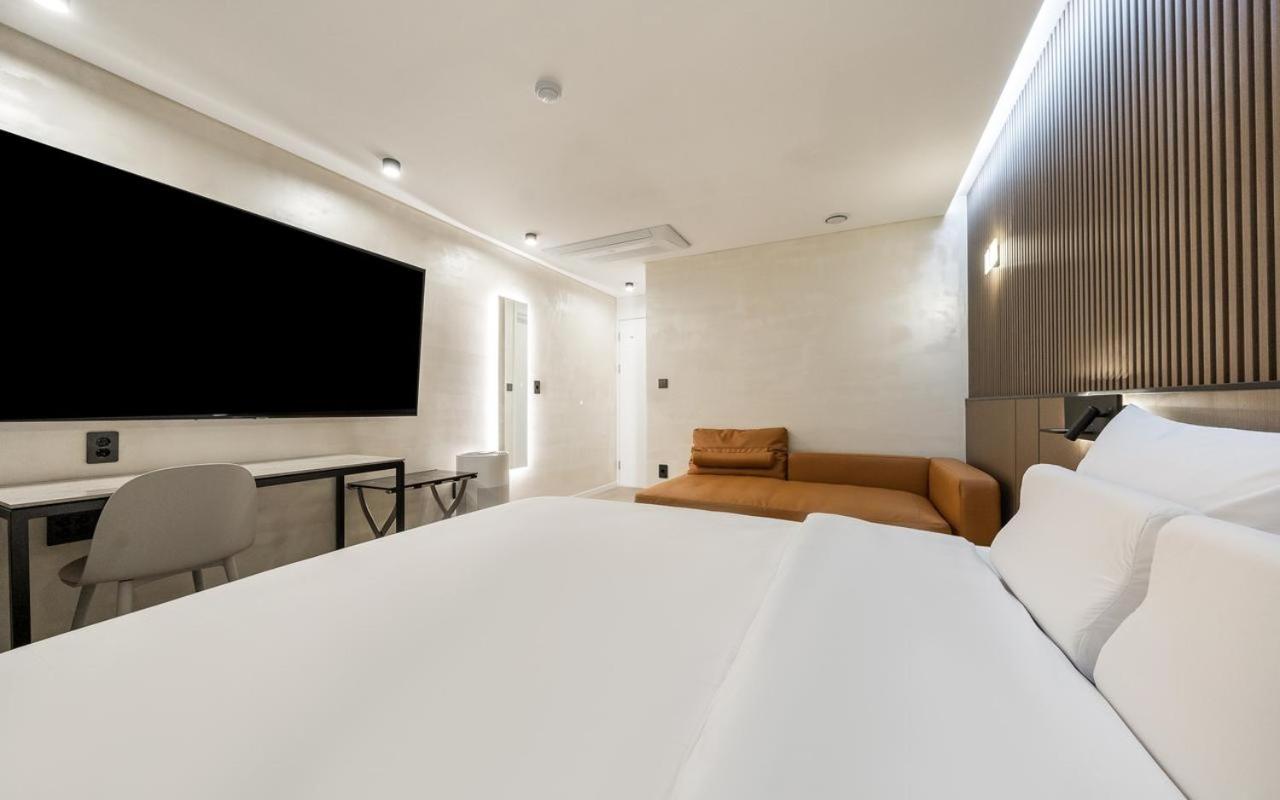 Seocho JS Hotel 15/49