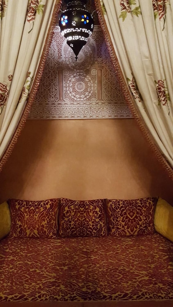 PALAIS DIDI 18/40