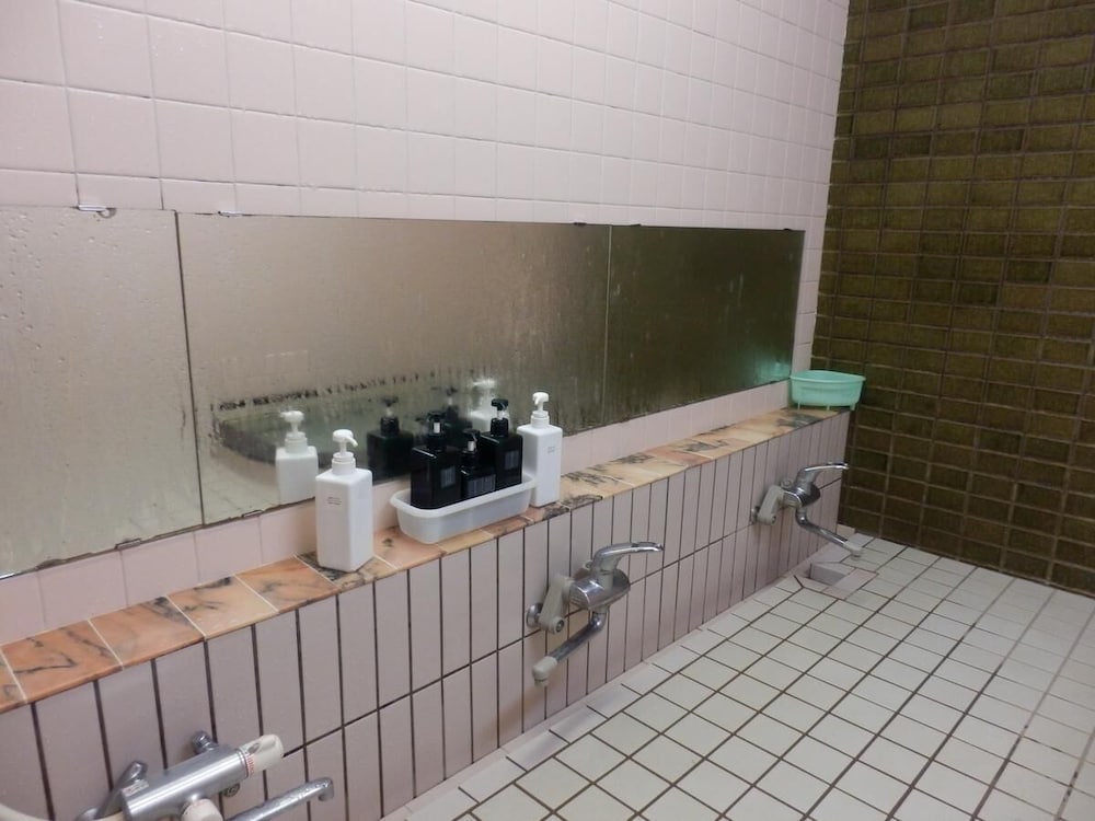 Kikunoya Ryokan 8/17