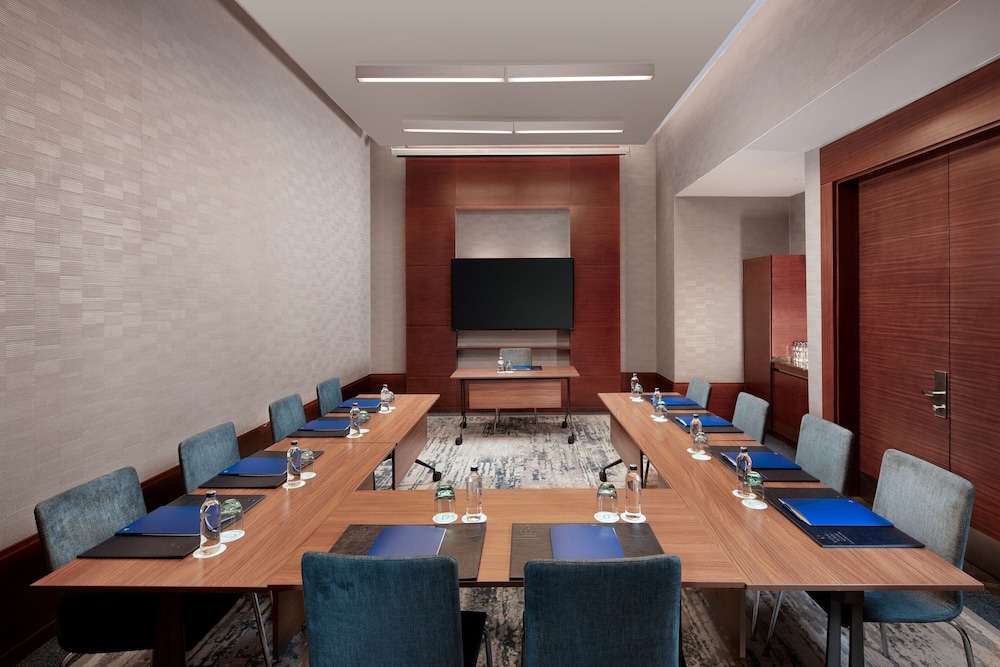 Delta Hotels By Marriott Istanbul Levent 66/70