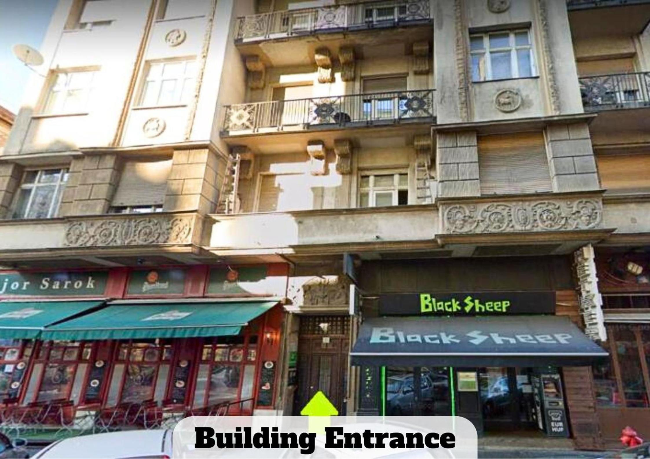 BlackSheep Budapest Smart Rooms 1/28