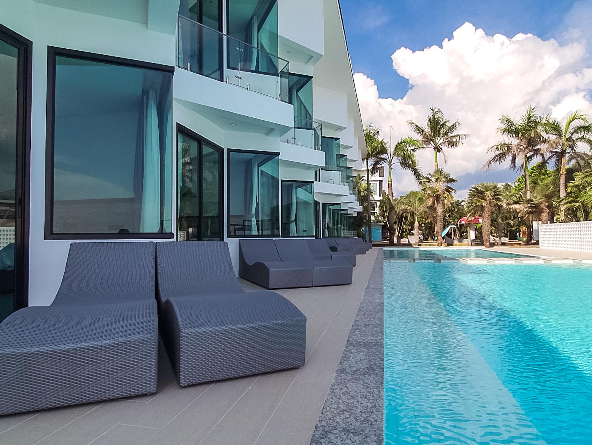 Rattana Pura Beach Resort 24/54